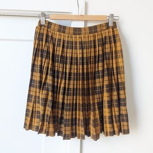 USED plaid pleated skirt yellow autumn and winter item